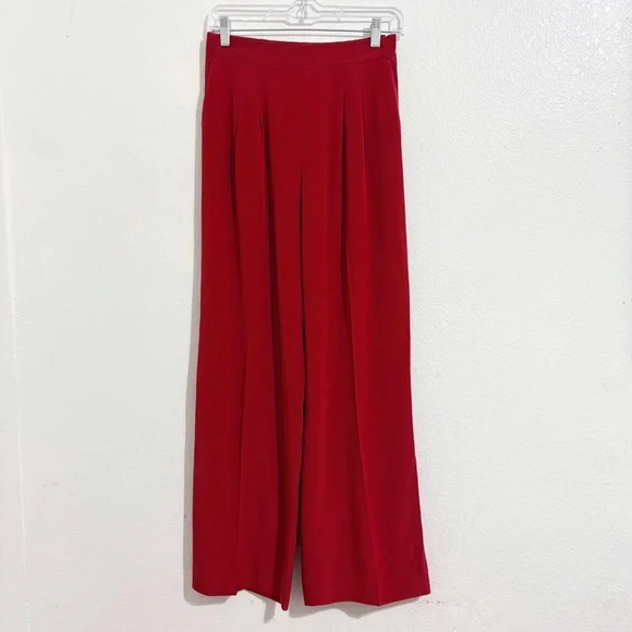 Cuyana Silk High Rise Pleated Wide-Leg Trouser Pant in Poppy Red - Picture 2 of 8